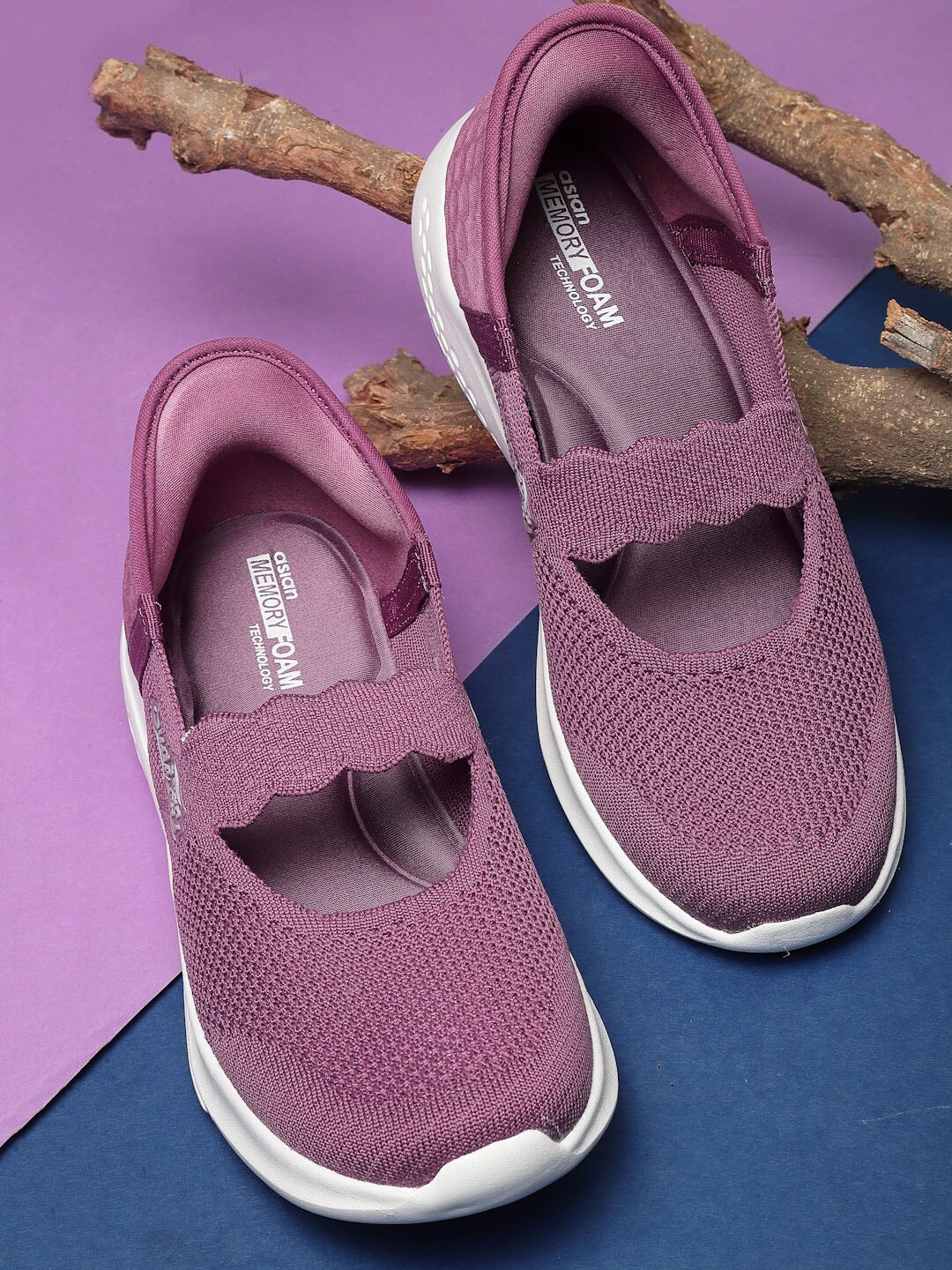

ASIAN Women Textured Textile Contrast Sole Slip-On Sneakers, Mauve