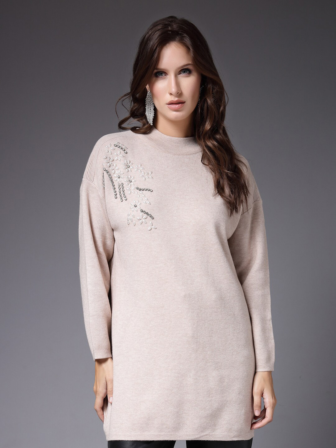 

Mafadeny Round Neck Embellished Longline Pullover, Cream