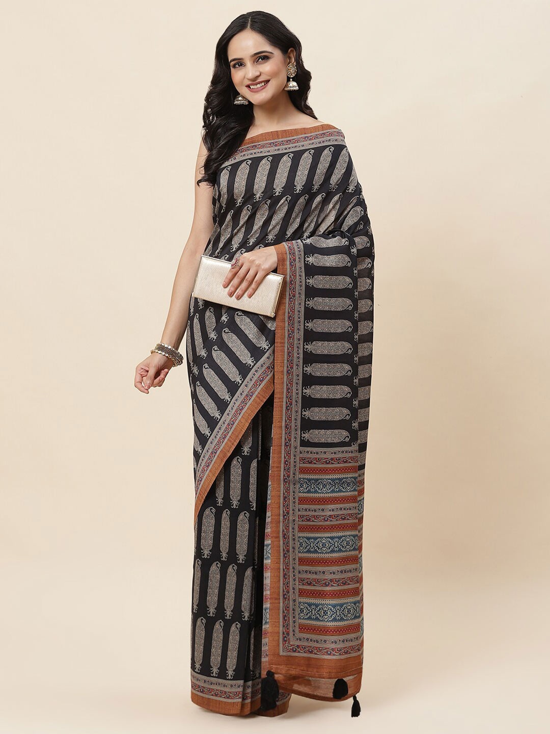 

Meena Bazaar Ethnic Motifs Printed Saree, Black