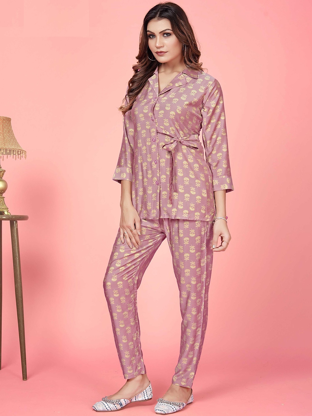 

Panzora Ethnic Motifs Printed Kurta Set, Pink