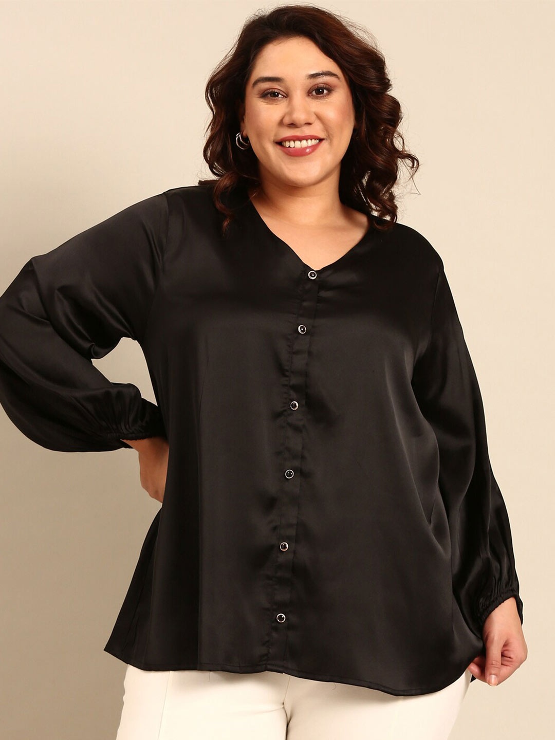 

The Pink Moon Plus Size V-Neck Cuffed Sleeves Top, Black