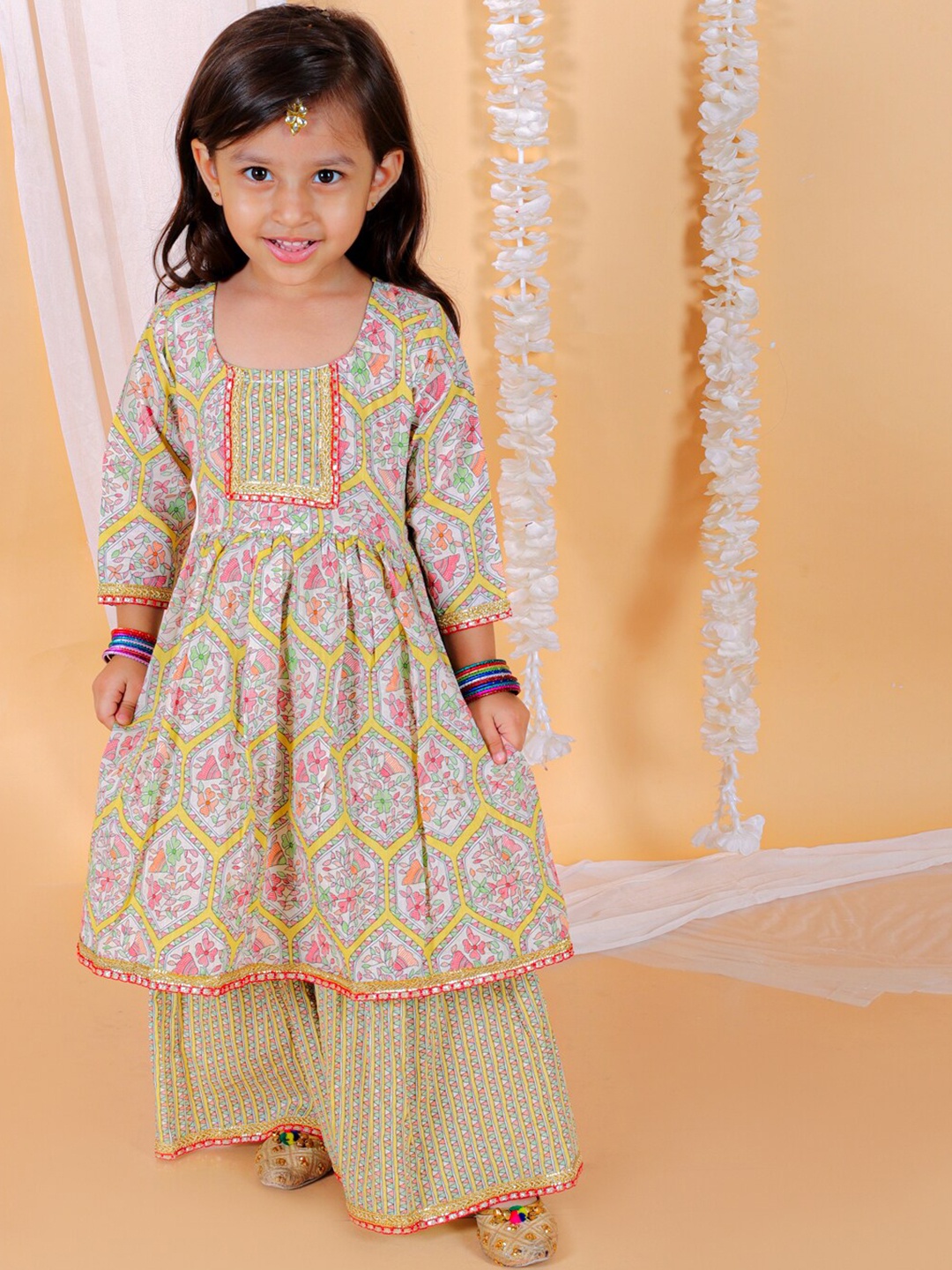 

The Mom Store Girls Ethnic Motifs Printed Empire Pure Cotton Kurta With Sharara, White