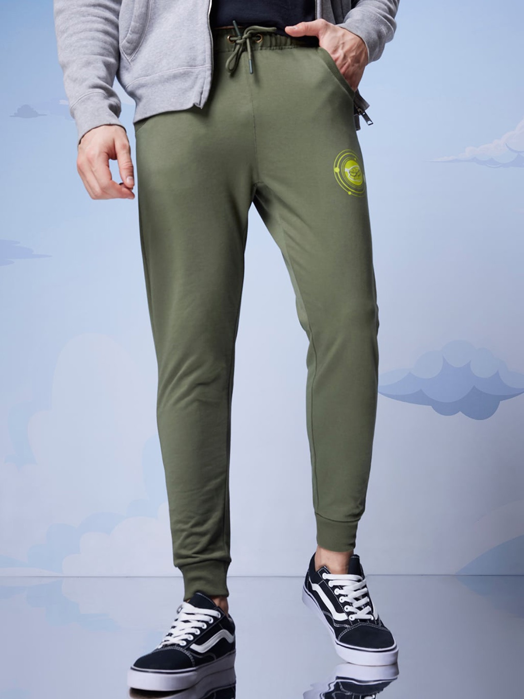 

Bewakoof Official Cartoon Network Merchandise x Robodex Graphic Printed Oversized Joggers, Green