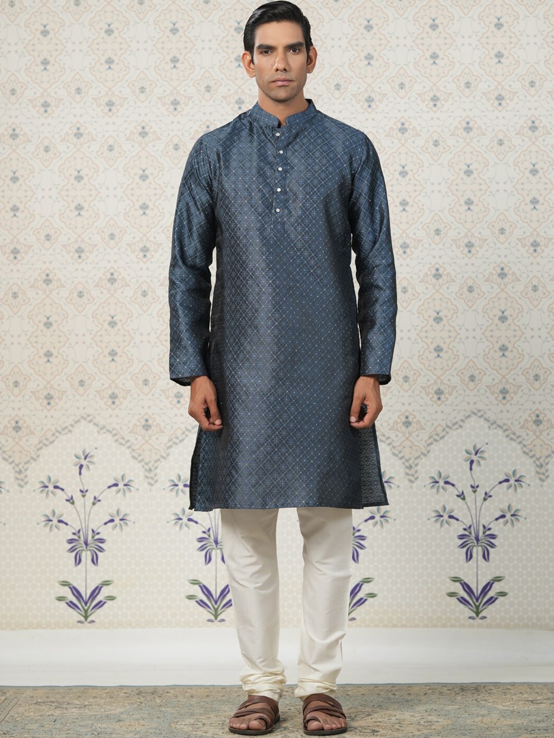 

Ode by House of Pataudi Floral Printed Mandarin Collar Kurta With Churidar, Blue