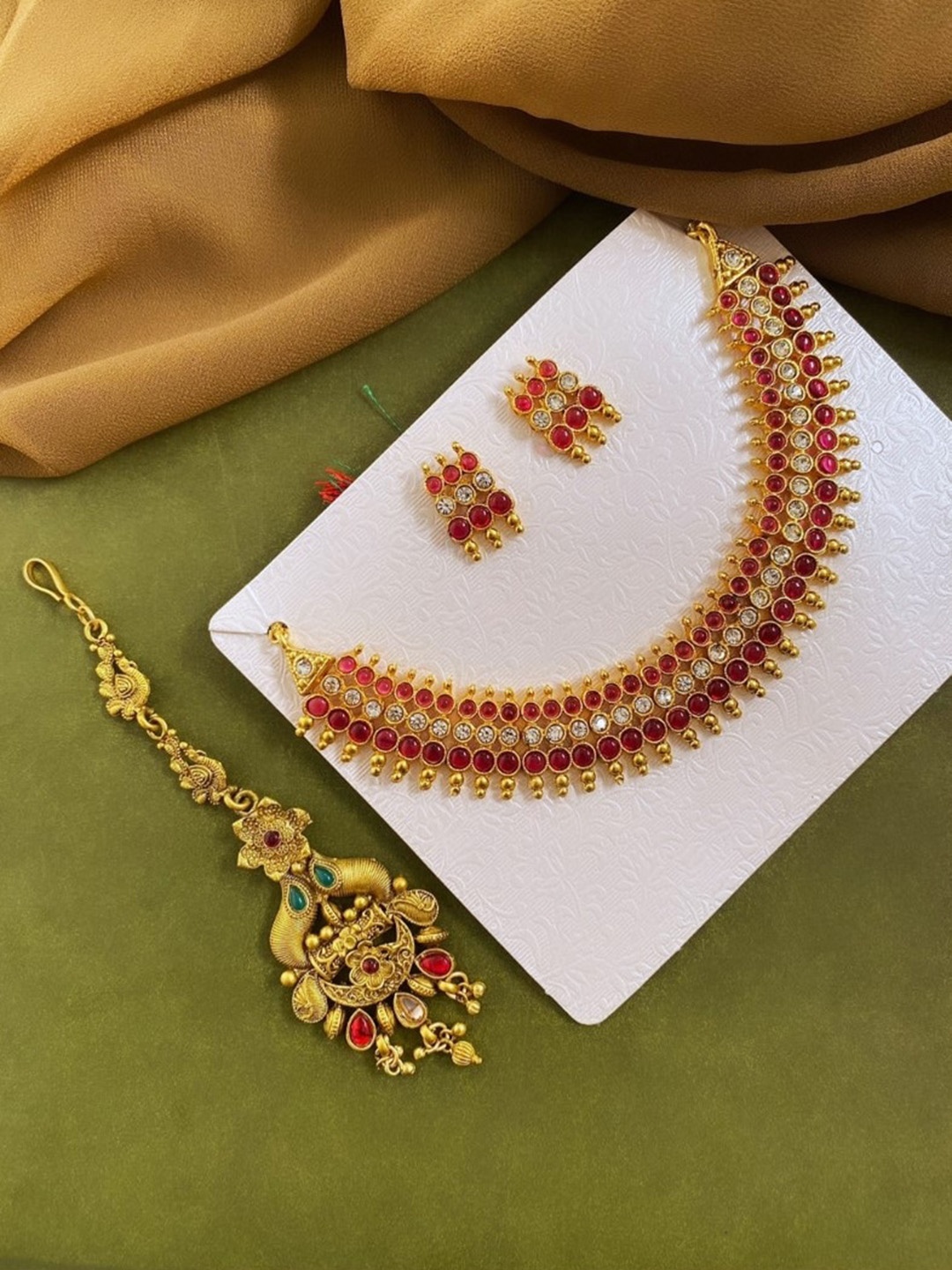 

ATIBELLE Gold-Plated Stone-Studded Necklace & Earrings With Maang Tika