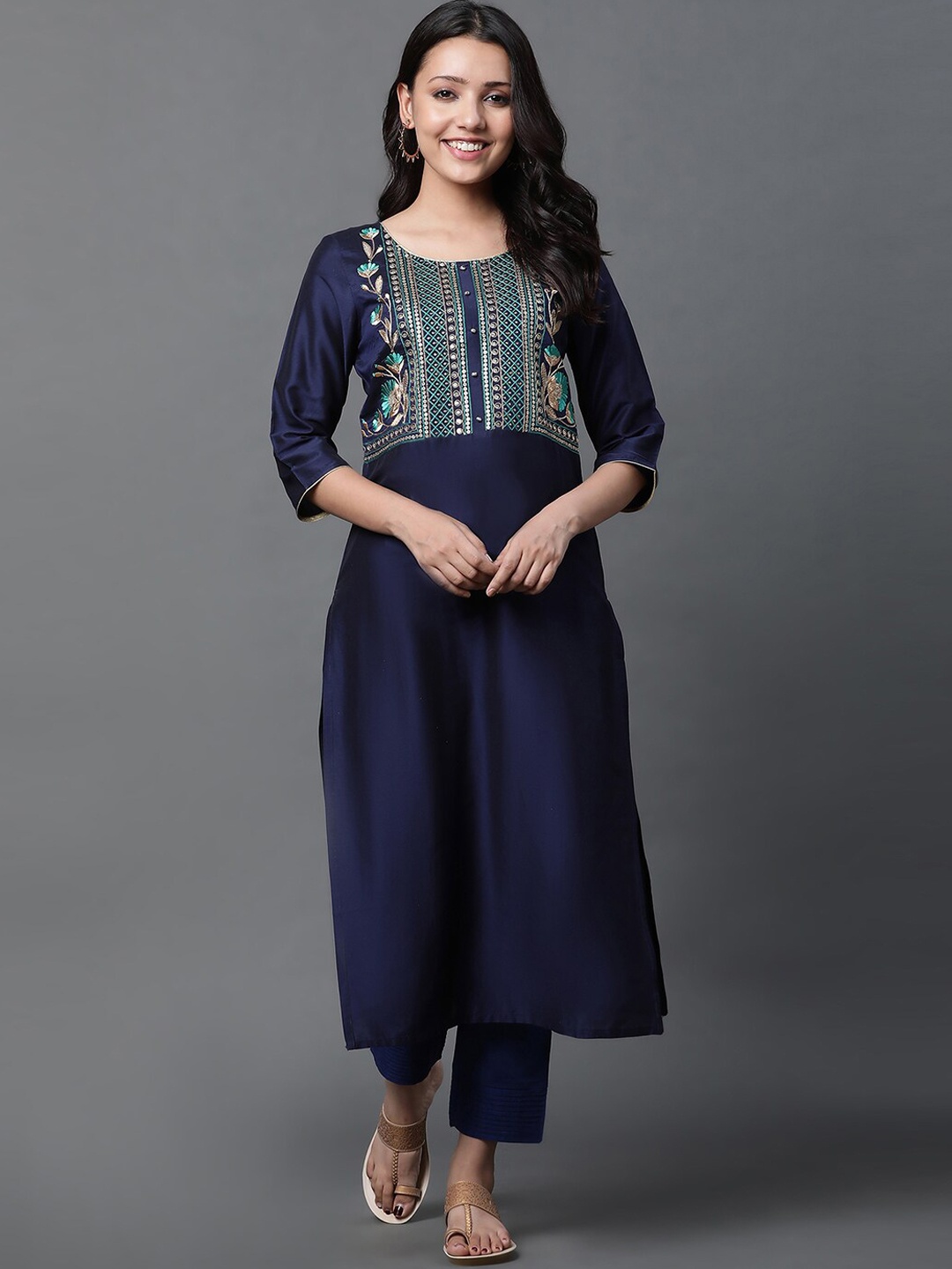 

AURELIA Festive Solid Kurta, Blue