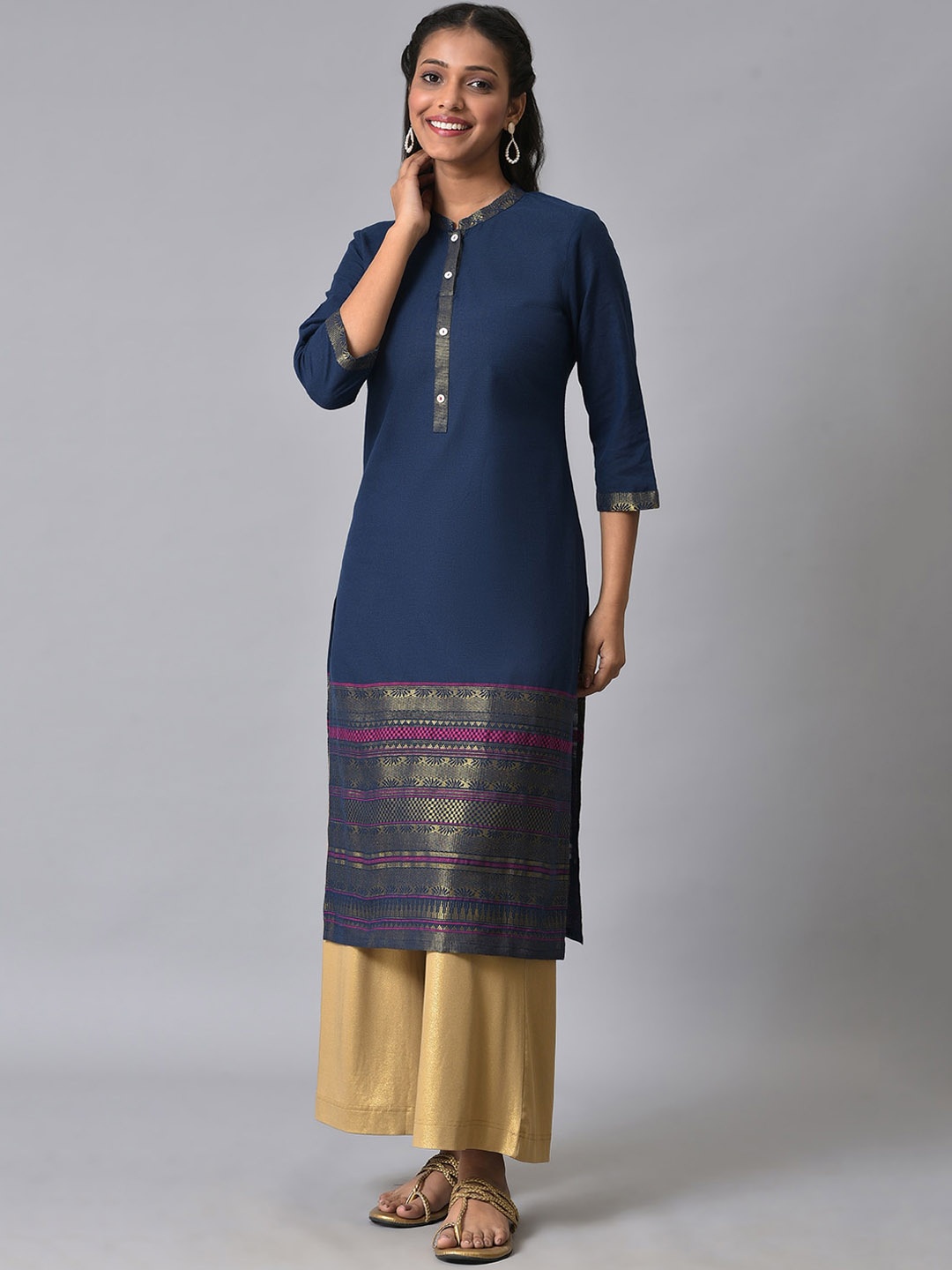 

AURELIA Mandarin Collar Zari Detail Straight Kurta, Navy blue