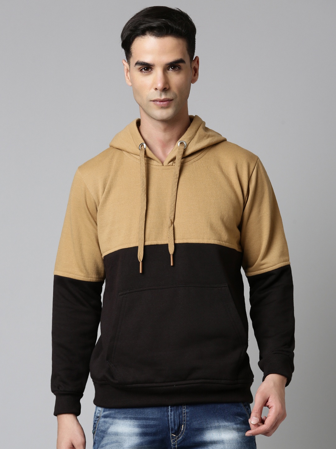 

ADBUCKS Men Colourblocked Hooded Sweatshirt, Black