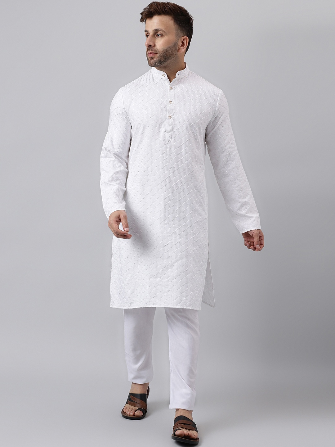 

Hangup Ethnic Motifs Embroidered Thread Work Kurta With Trousers, White