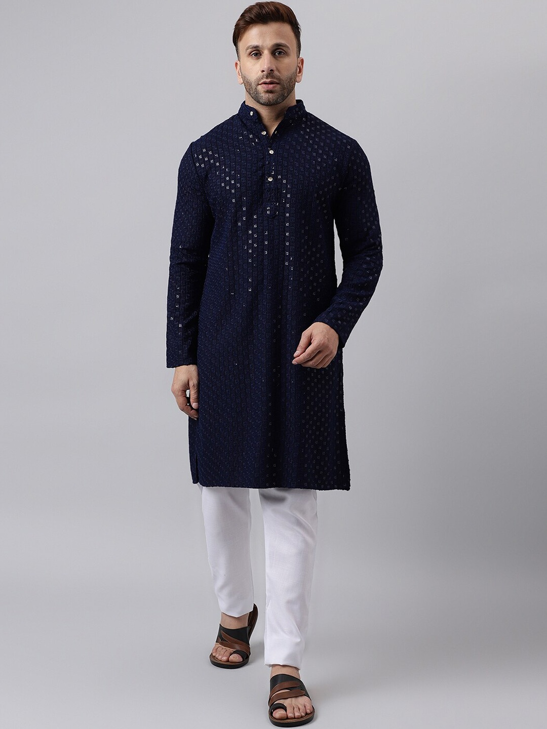 

Hangup Ethnic Motifs Embroidered Sequined Straight Kurta with Pyjamas, Navy blue