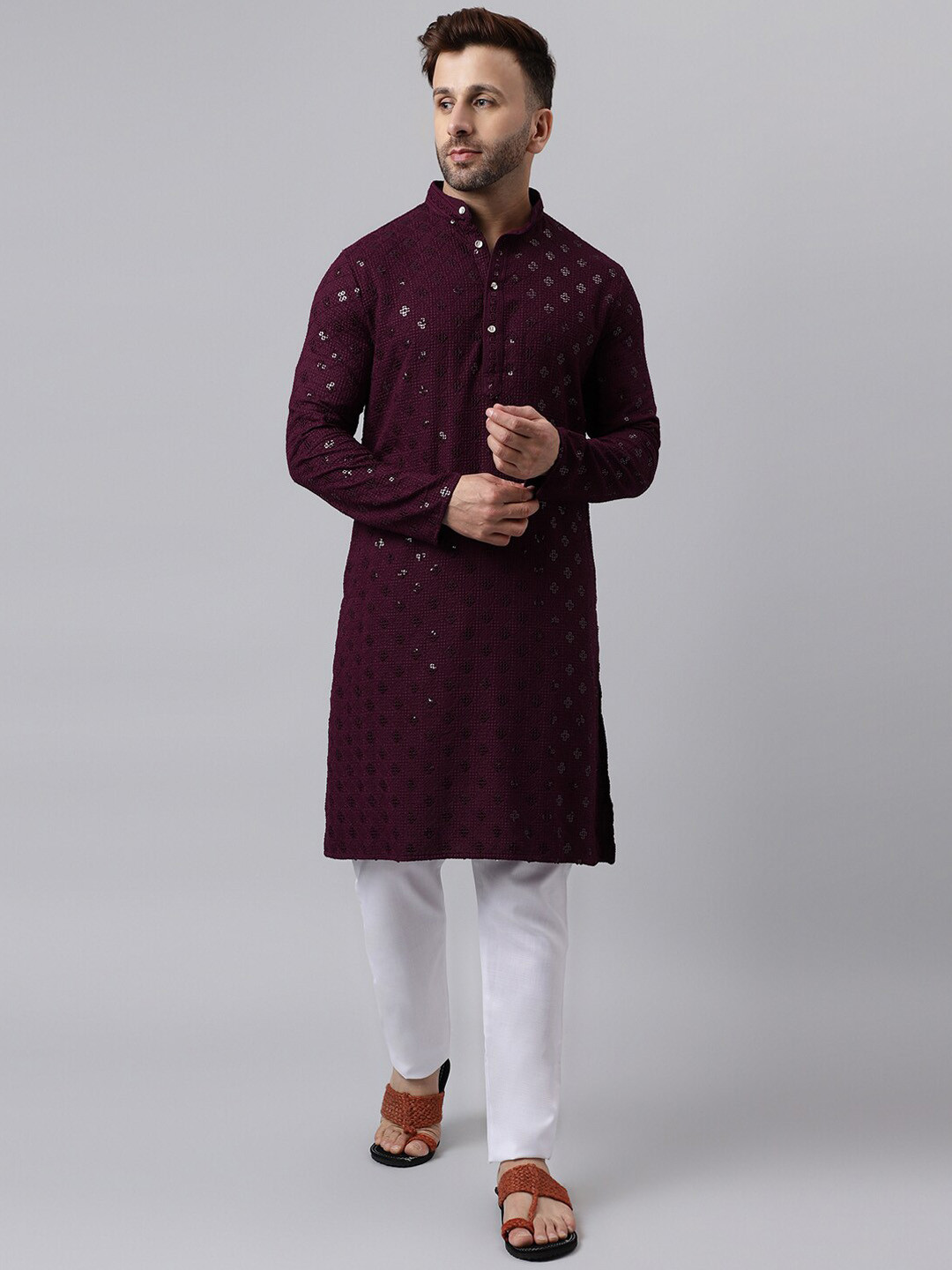 

Hangup Geometric Embroidered Sequined Straight Kurta with Pyjamas, Magenta