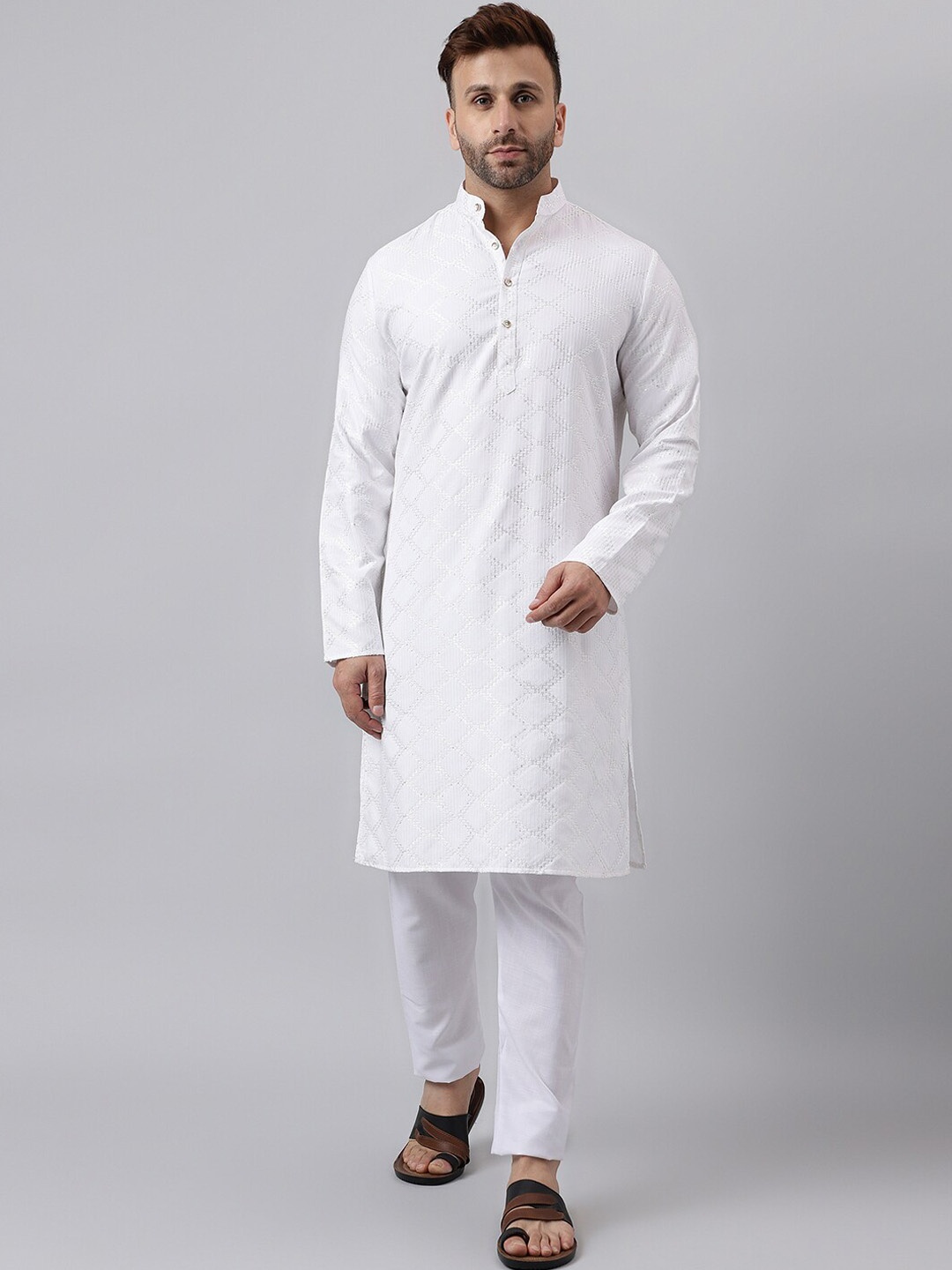 

Hangup Geometric Embroidered Band Collar Straight Kurta Wwith Pyjama, White