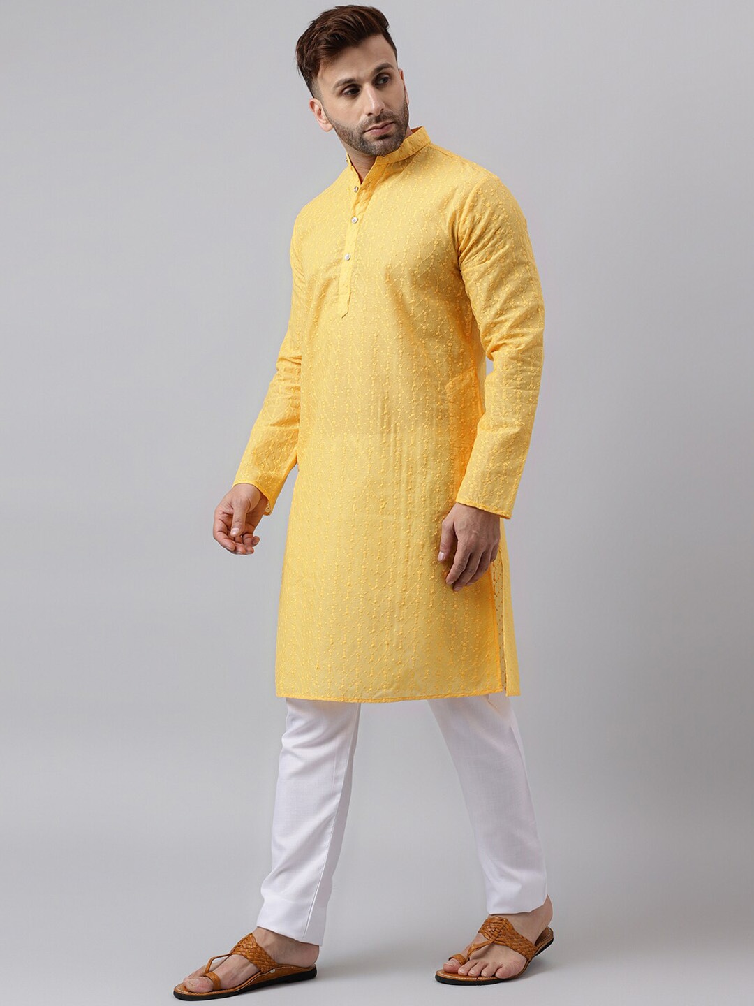 

Hangup Ethnic Motifs Embroidered Straight Kurta with Pyjamas, Yellow