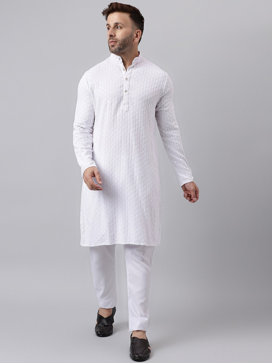 

Hangup Ethnic Motifs Embroidered Band Collar Sequinned Straight Kurta with Trouser, White