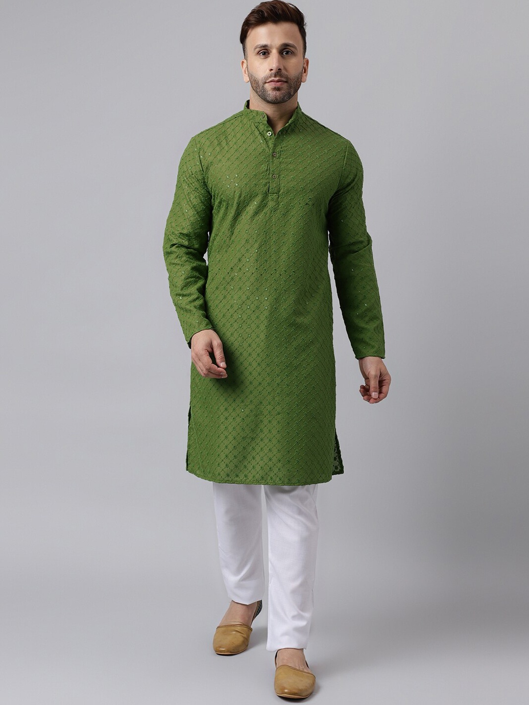 

Hangup Embroidered Sequinned Kurta with Pyjamas, Green