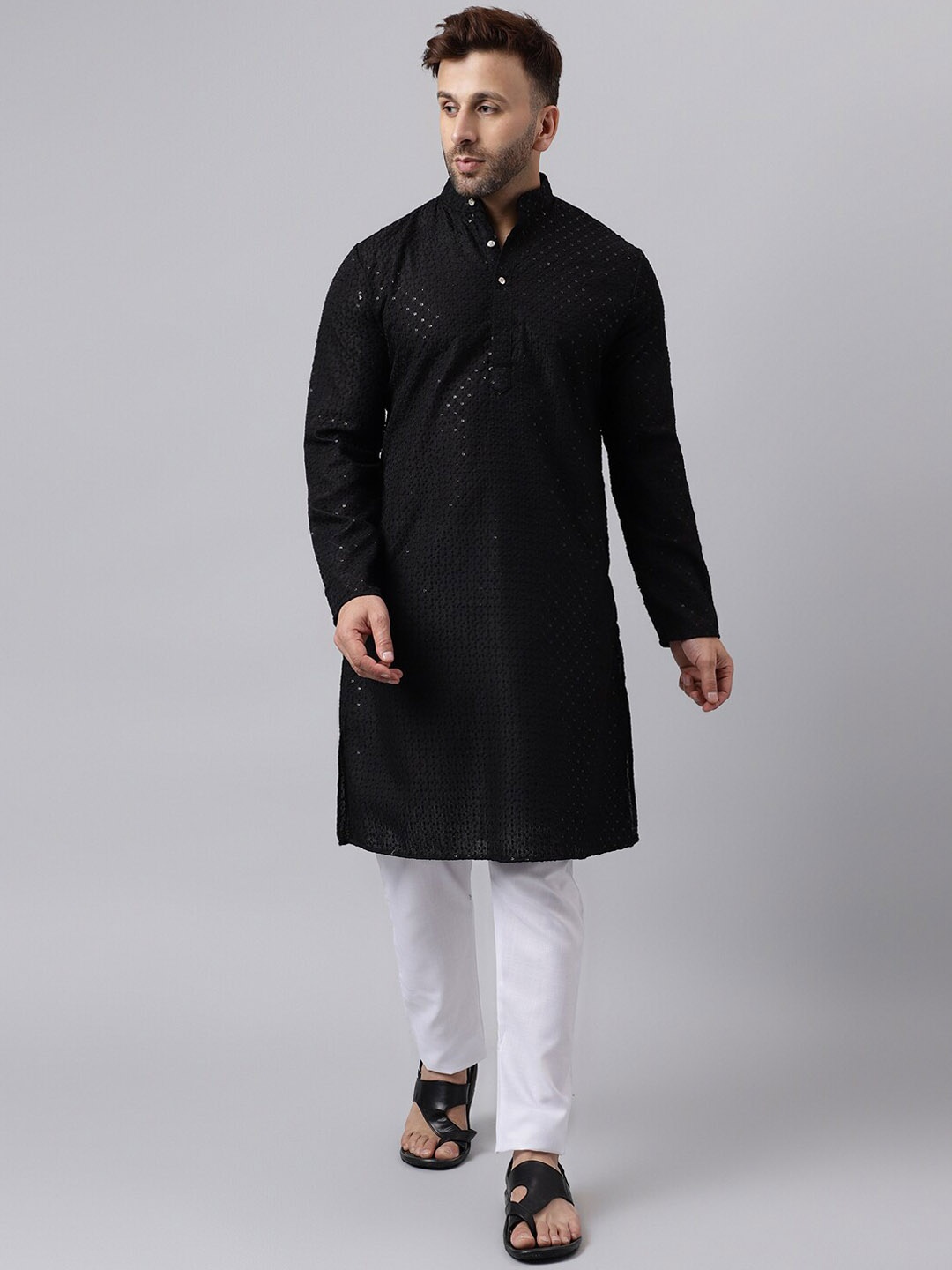 

Hangup Floral Embroidered Sequinned Kurta With Trousers, Black