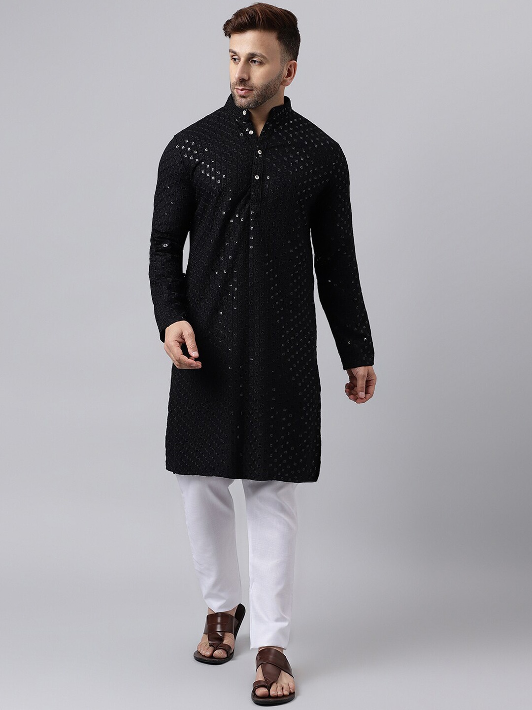 

Hangup Ethnic Motifs Embroidered Band Collar Sequinned Straight Kurta with Trouser, Black