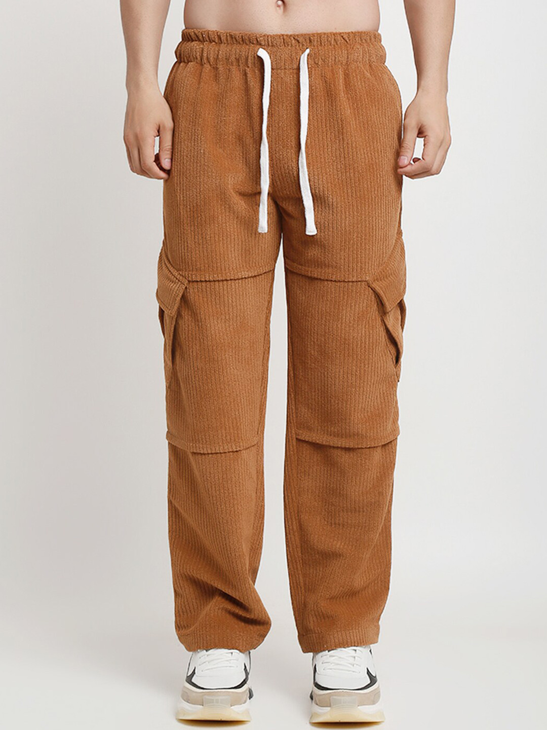 

EVERDION Men Relaxed Straight Leg High-Rise Easy Wash Corduroy Cargo Trouser, Brown