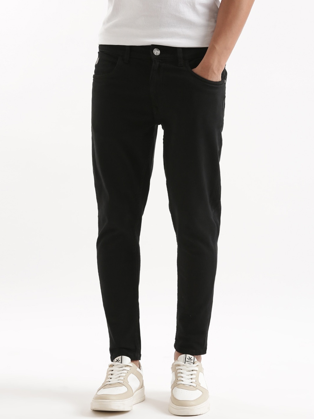 

WROGN Men Slim Fit Mid Rise Cotton Jeans, Black