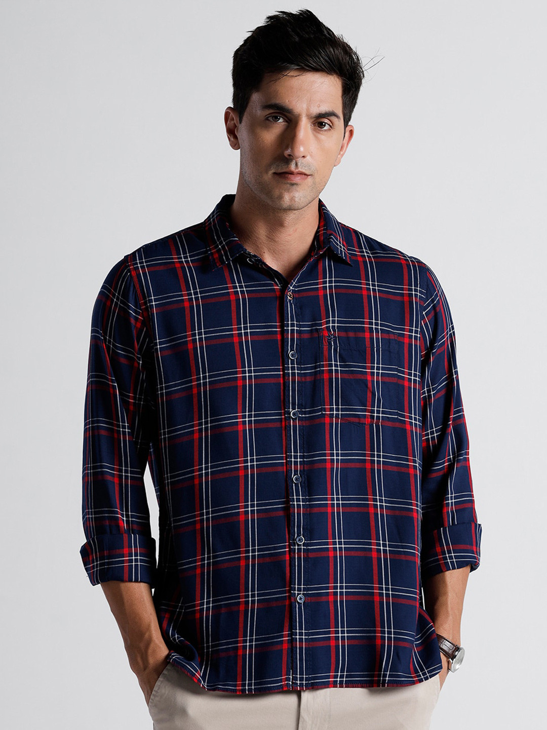 

WROGN Slim Fit Checked Linen Casual Shirt, Navy blue