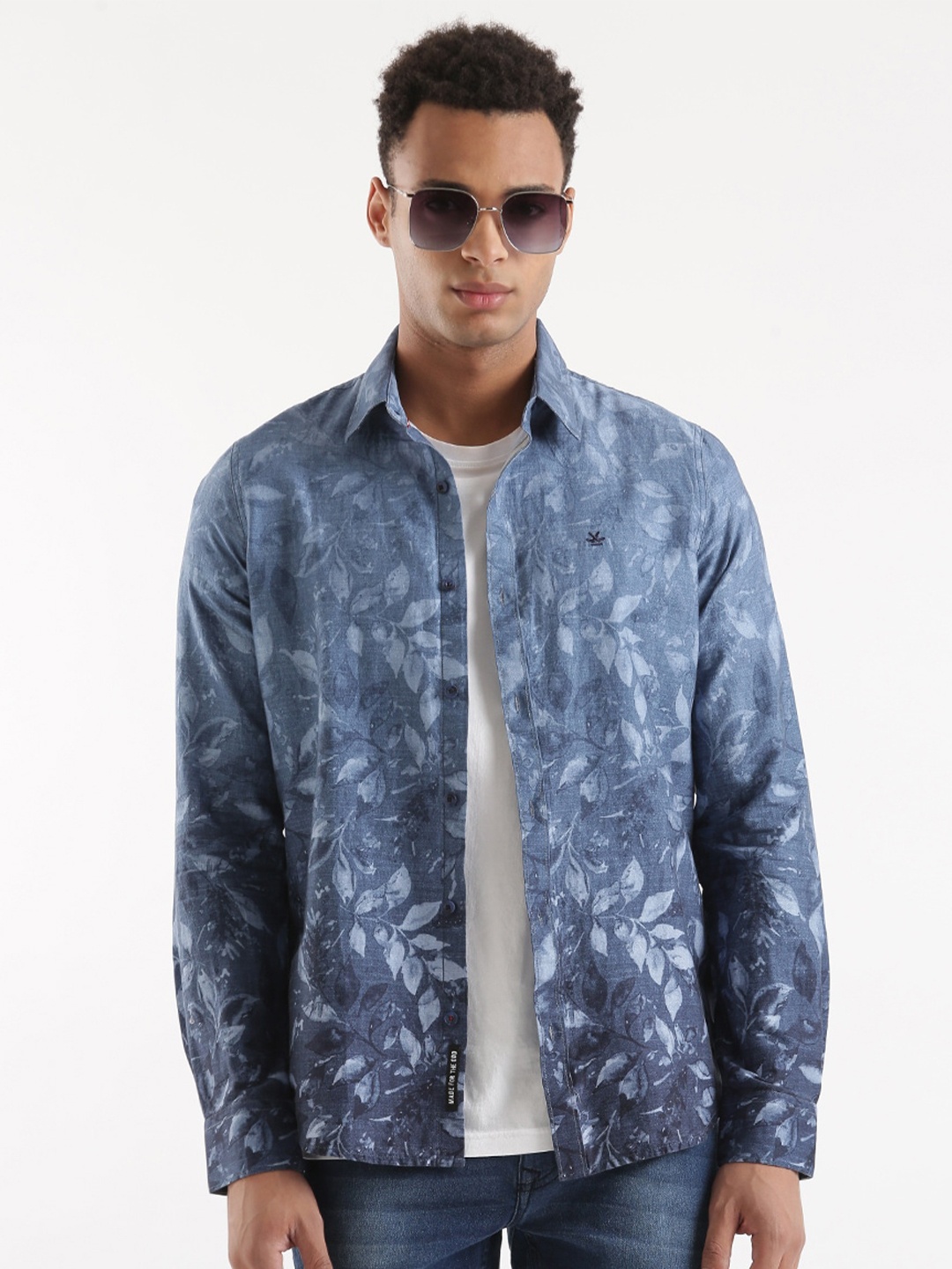

WROGN Slim Fit Floral Printed Faded Linen Casual Shirt, Blue