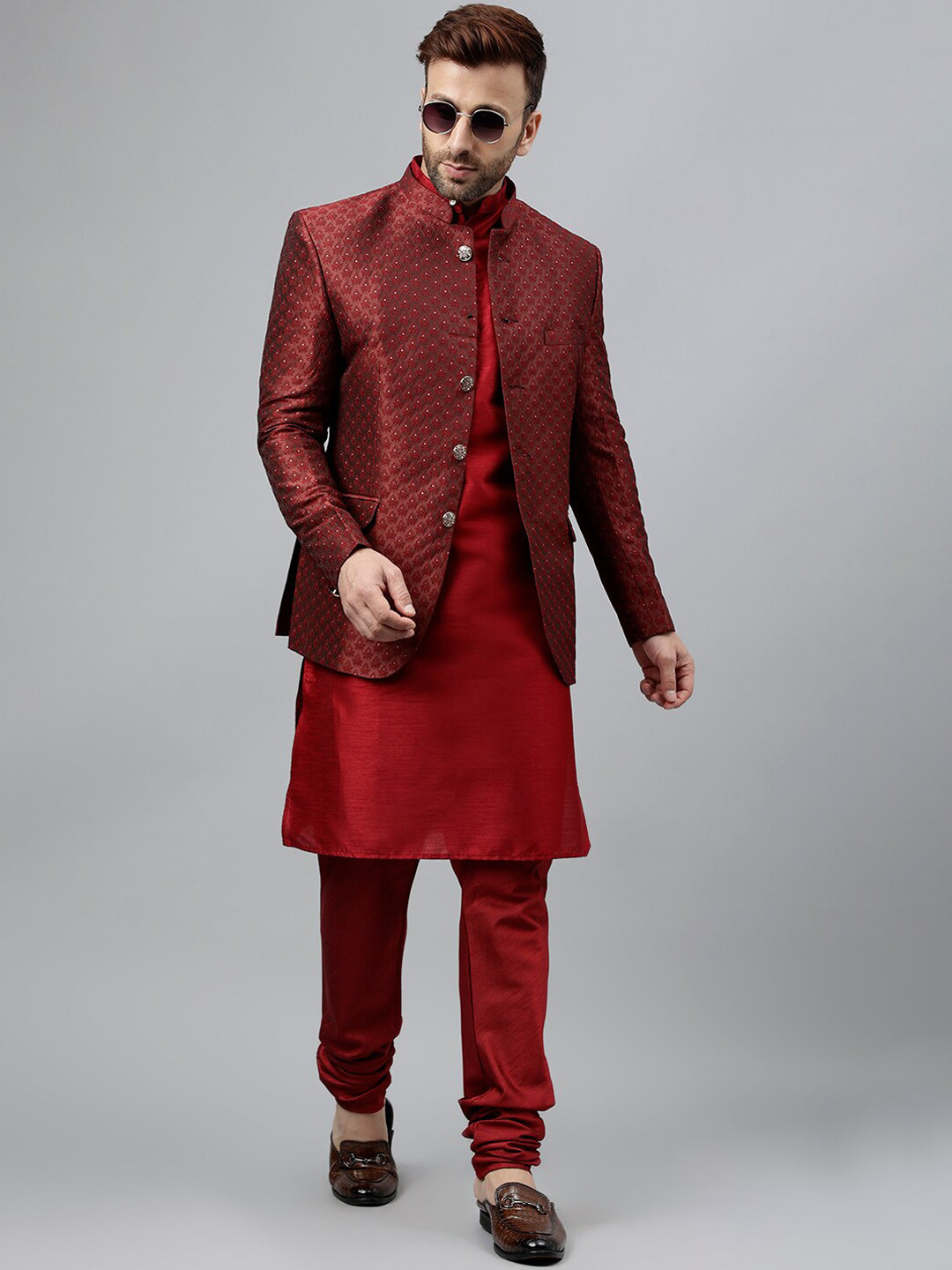 

Hangup Mandarin Collar Kurta with Churidar, Maroon