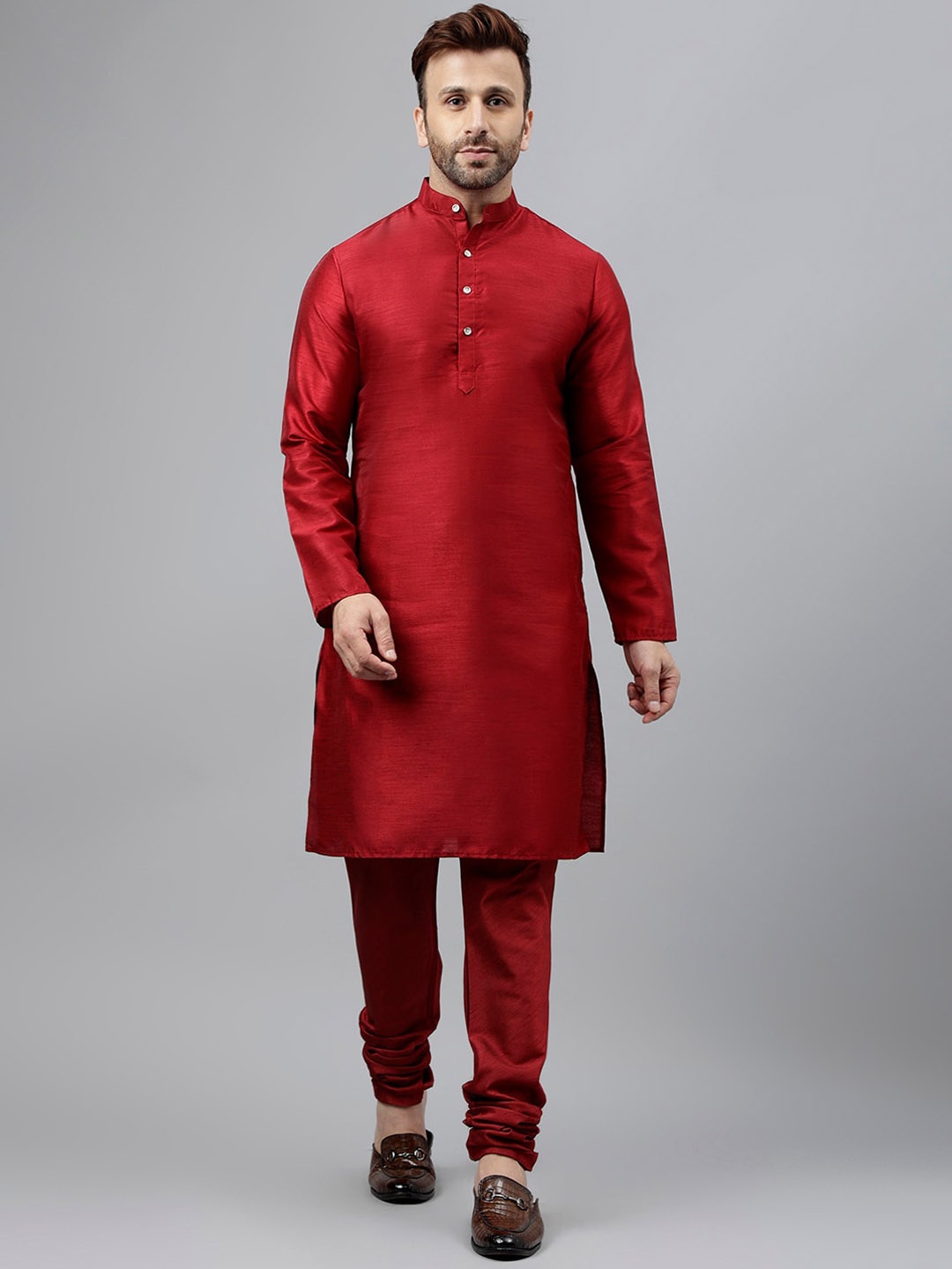 

Hangup Mandarin Collar Kurta With Churidar & Blazer, Maroon