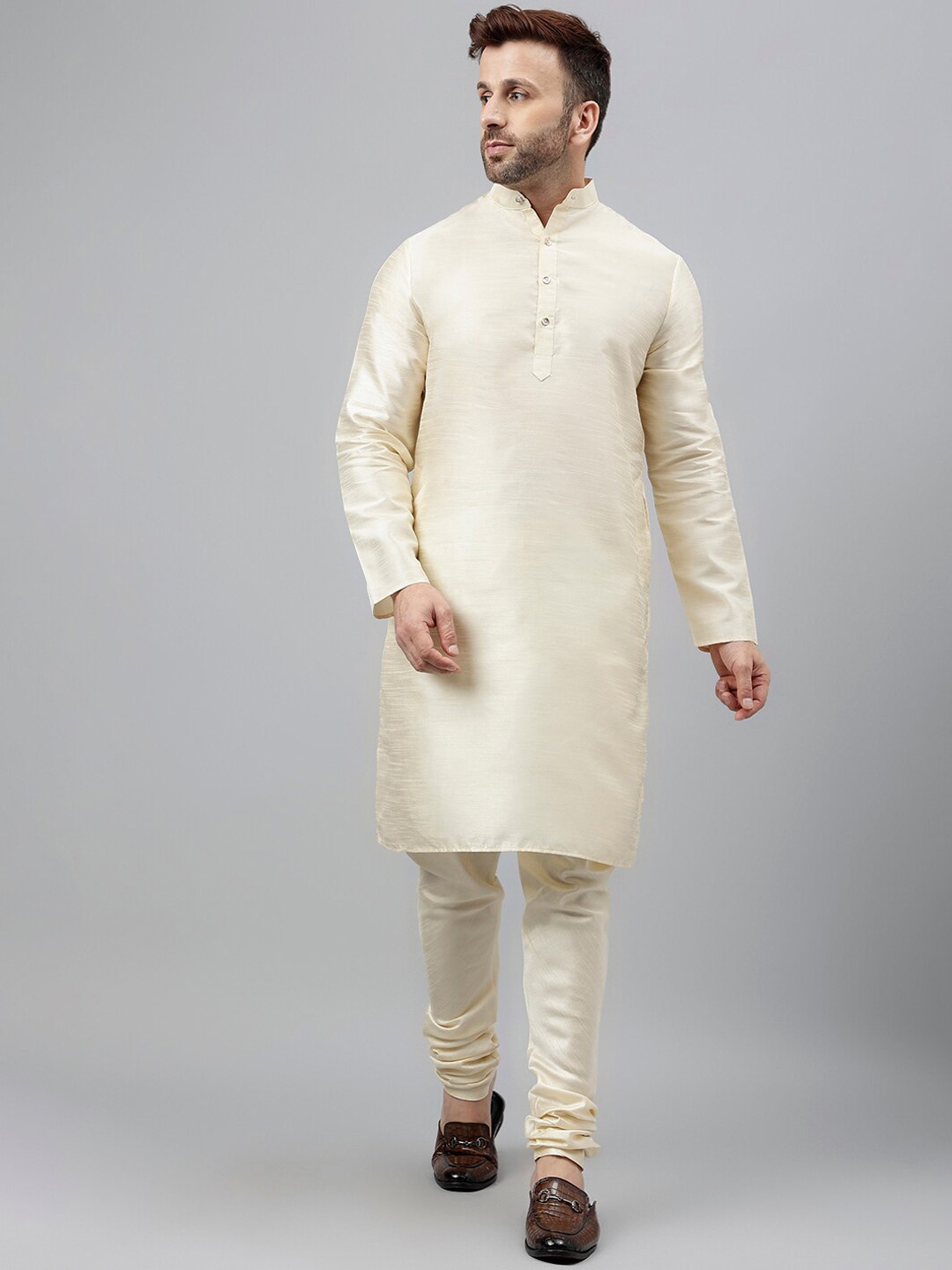 

Hangup Long Sleeves Mandarin Collar Kurta with Pyjamas And Blazer, Cream
