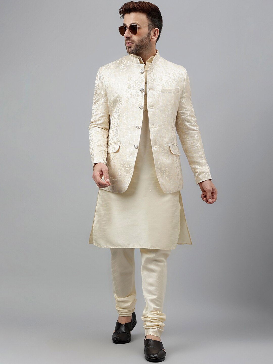 

Hangup Mandarin Collar Kurta with Churidar & Nehru Jacket, Cream