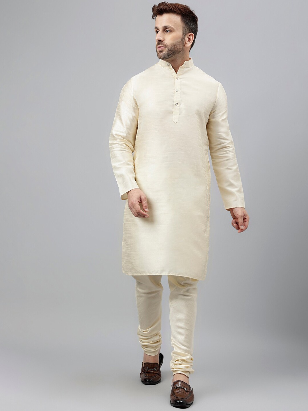 

Hangup Mandarin Collar Long Sleeves Straight Kurta With Churidar & Jacket, Cream
