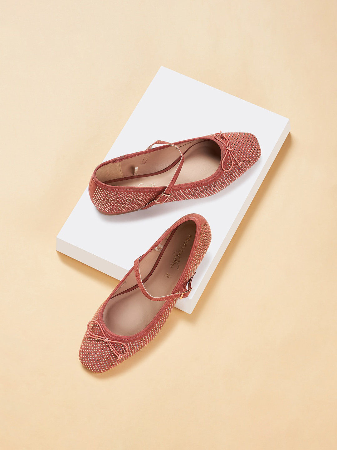 

Forever Glam by Pantaloons Embellished Round Toe Ballerinas With Bows, Pink