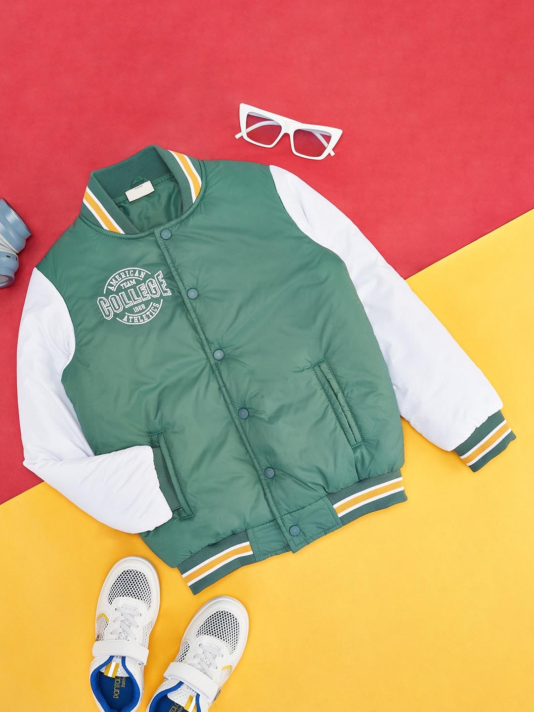 

Pantaloons Junior Boys Colourblocked Varsity Jacket, Green