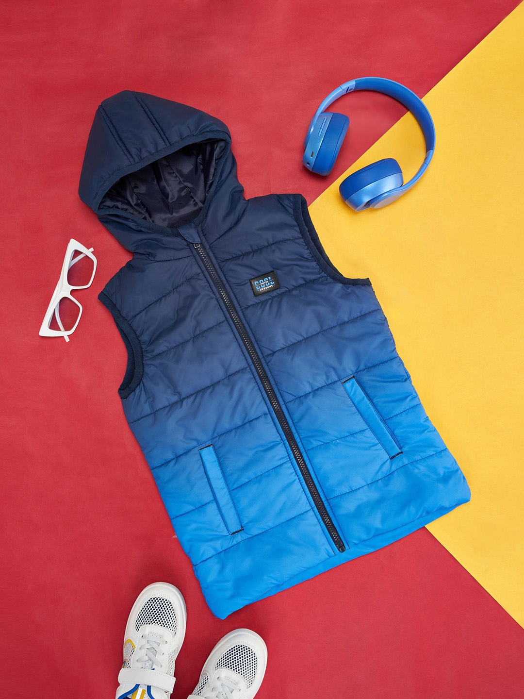 

Pantaloons Junior Boys Sleeveless Hooded Puffer Jacket, Blue