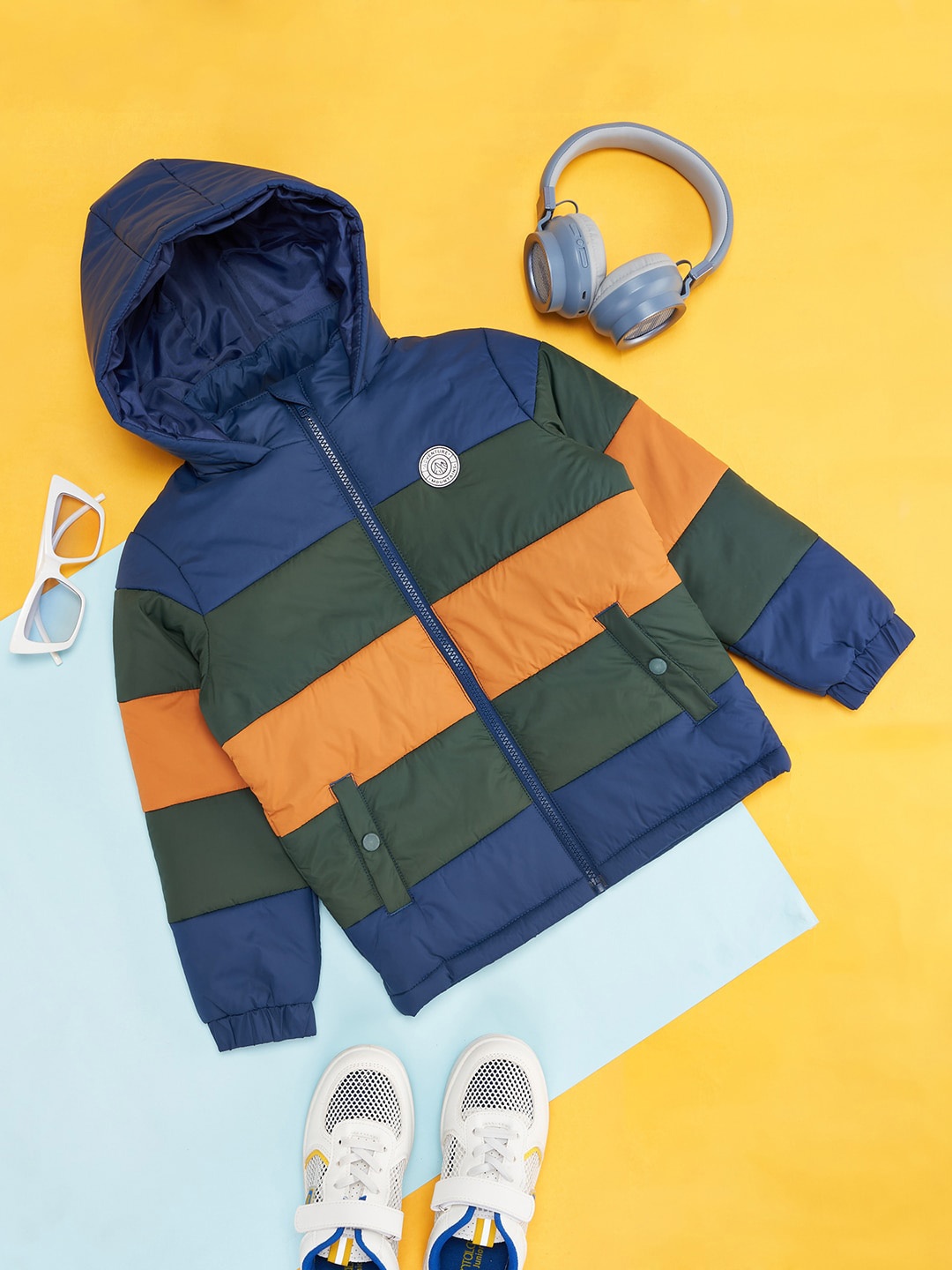 

Pantaloons Junior Boys Colourblocked Bomber Jacket, Blue