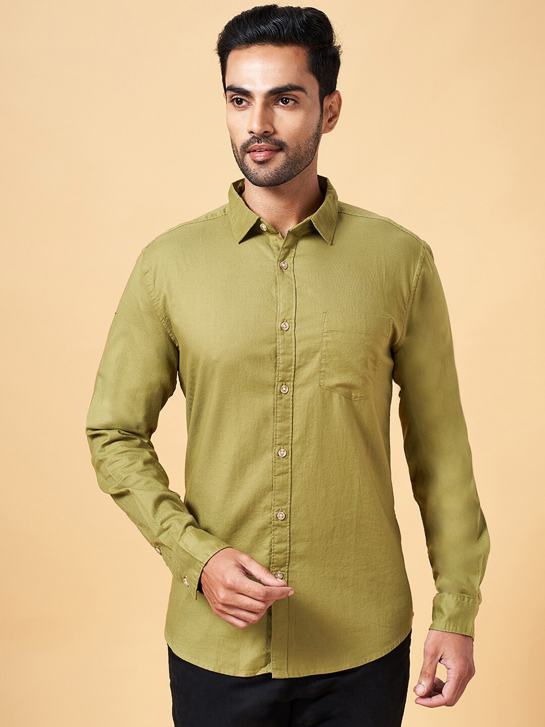 

BYFORD by Pantaloons Slim Fit Opaque Pure Cotton Casual Shirt, Olive