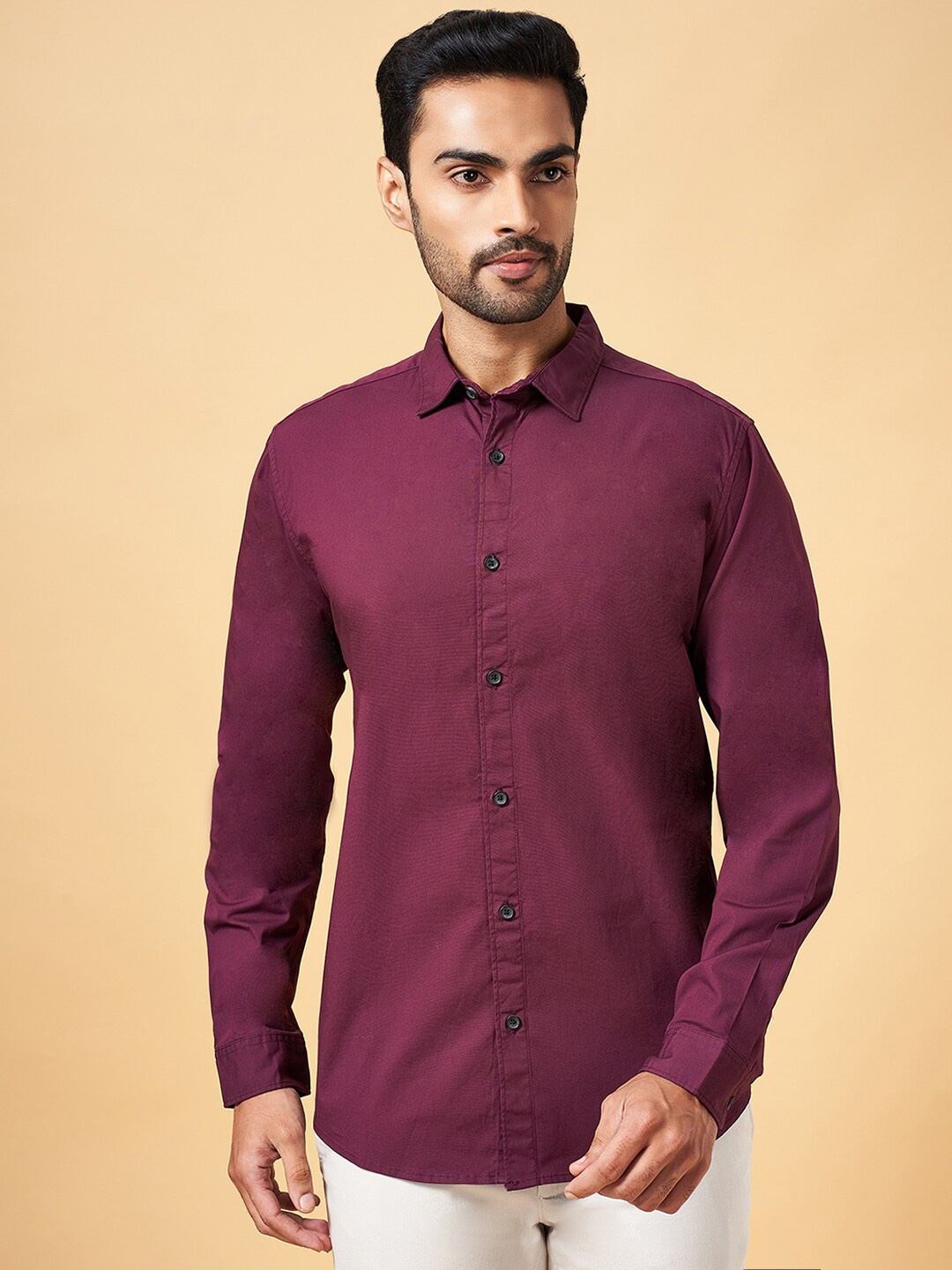 

BYFORD by Pantaloons Slim Fit Opaque Casual Shirt, Red