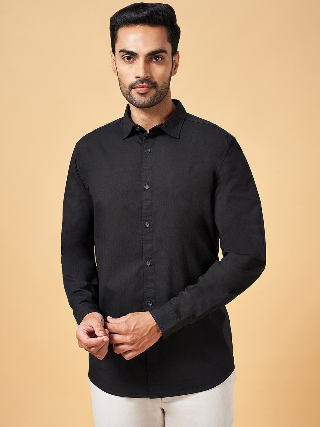 

BYFORD by Pantaloons Slim Fit Opaque Casual Shirt, Black