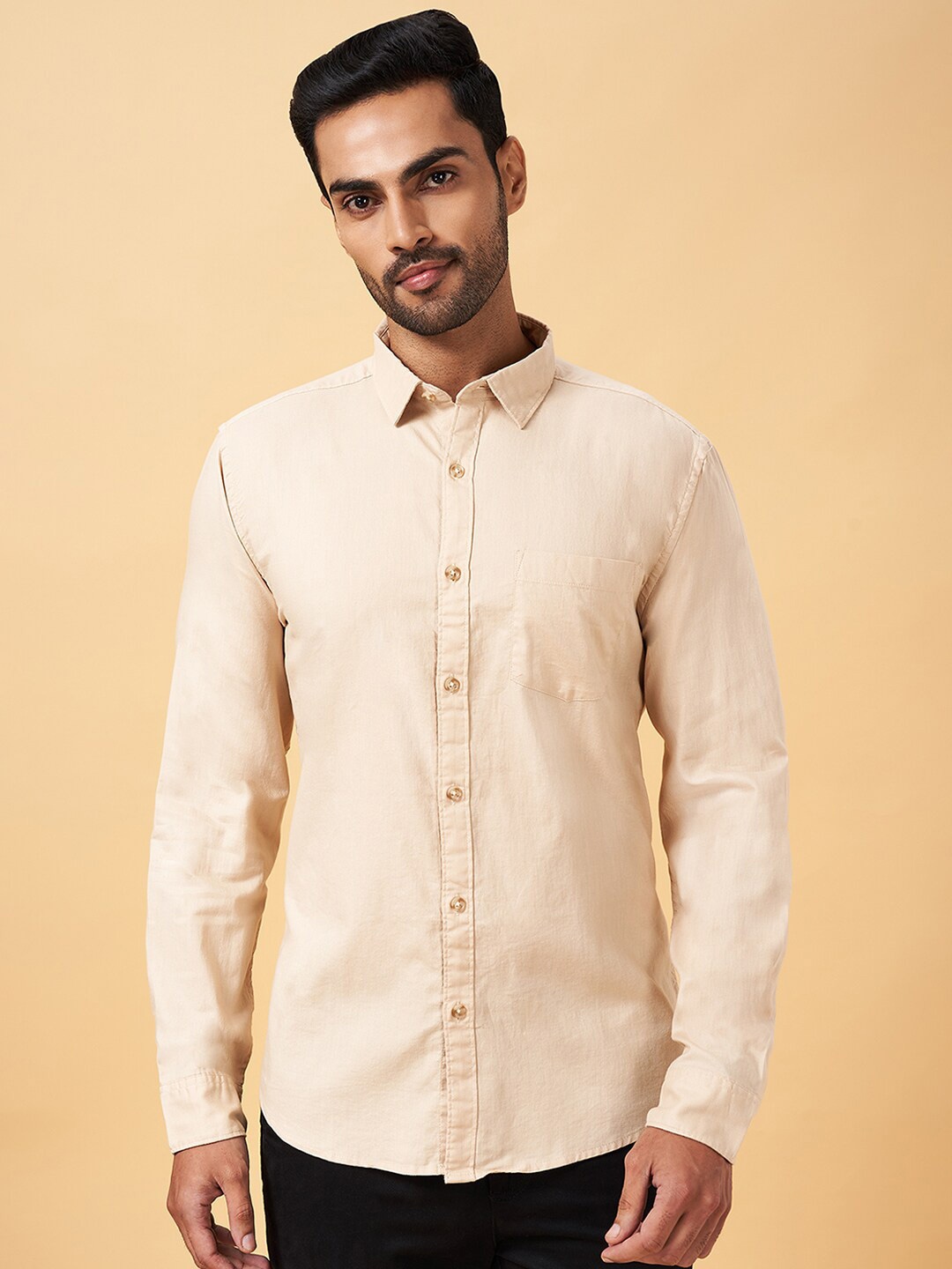 

BYFORD by Pantaloons Slim Fit Opaque Pure Cotton Casual Shirt, Beige