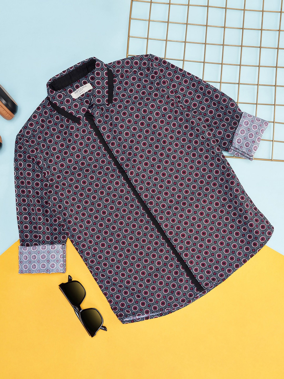 

Pantaloons Junior Boys Geometric Printed Cotton Casual Shirt, Navy blue