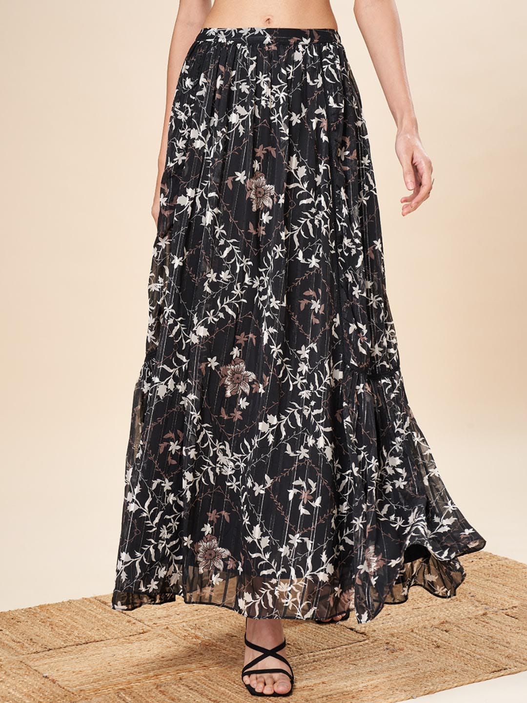 

Marigold Lane Floral Printed Flared Maxi Skirt, Black
