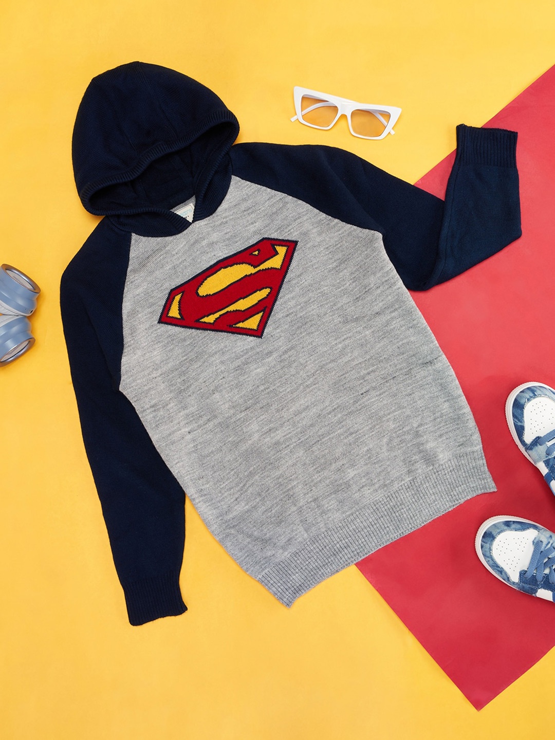

Pantaloons Junior Boys Graphic Printed Hooded Cotton Pullover, Grey