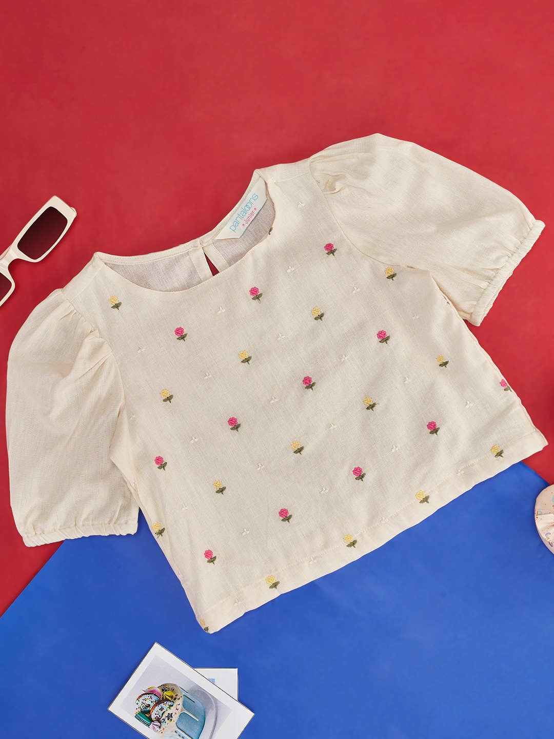 

AKKRITI BY PANTALOONS Girls Floral Embroidered Puff Sleeves Cotton Linen Top, Off white
