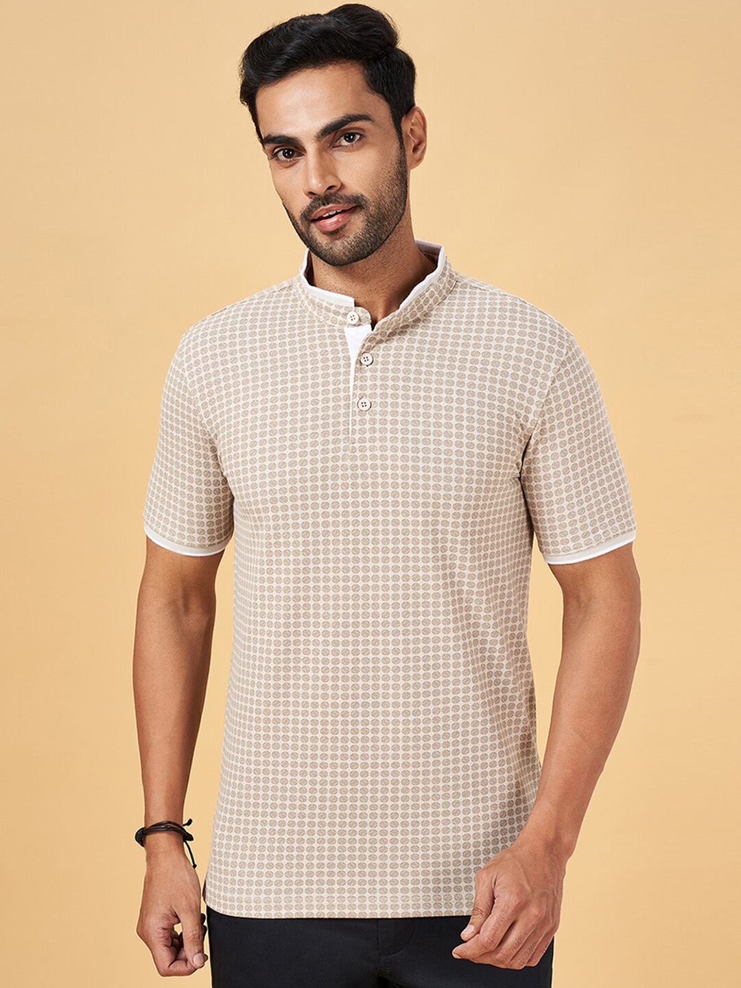 

BYFORD by Pantaloons Conversational Printed Polo Collar Slim Fit T-shirt, Beige