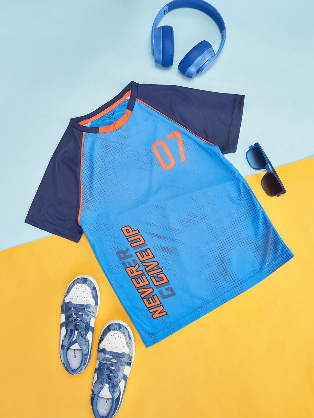 

Pantaloons Junior Boys Typography Printed Raglan Sleeves T-shirt, Blue