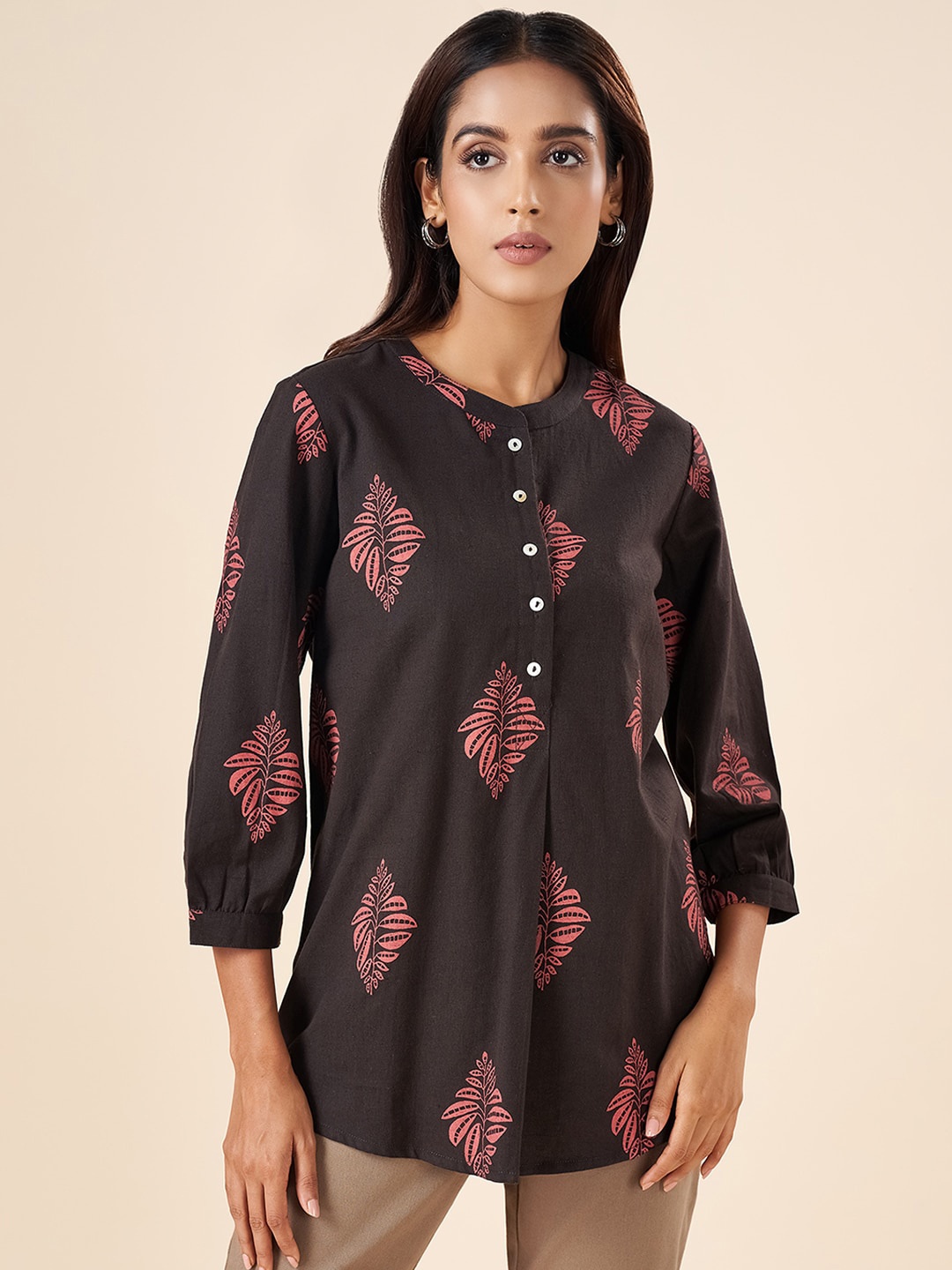 

AKKRITI BY PANTALOONS Floral Printed Cotton Tunic, Charcoal