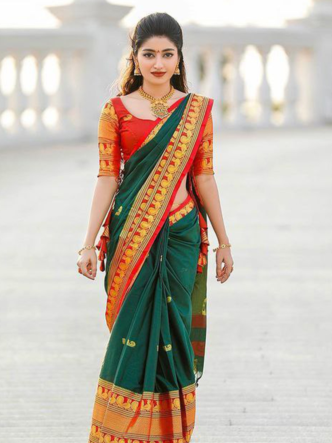 

TIEXA Ethnic Motifs Woven Design Zari Pure Silk Banarasi Saree, Olive