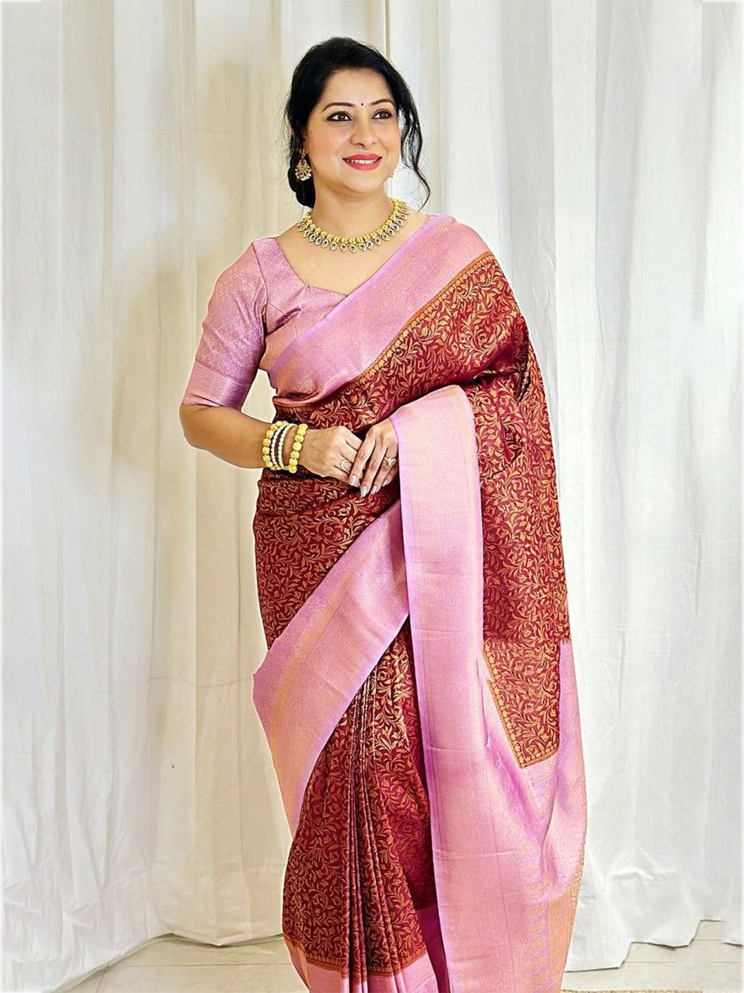 

TIEXA Woven Design Zari Pure Silk Banarasi Saree, Maroon