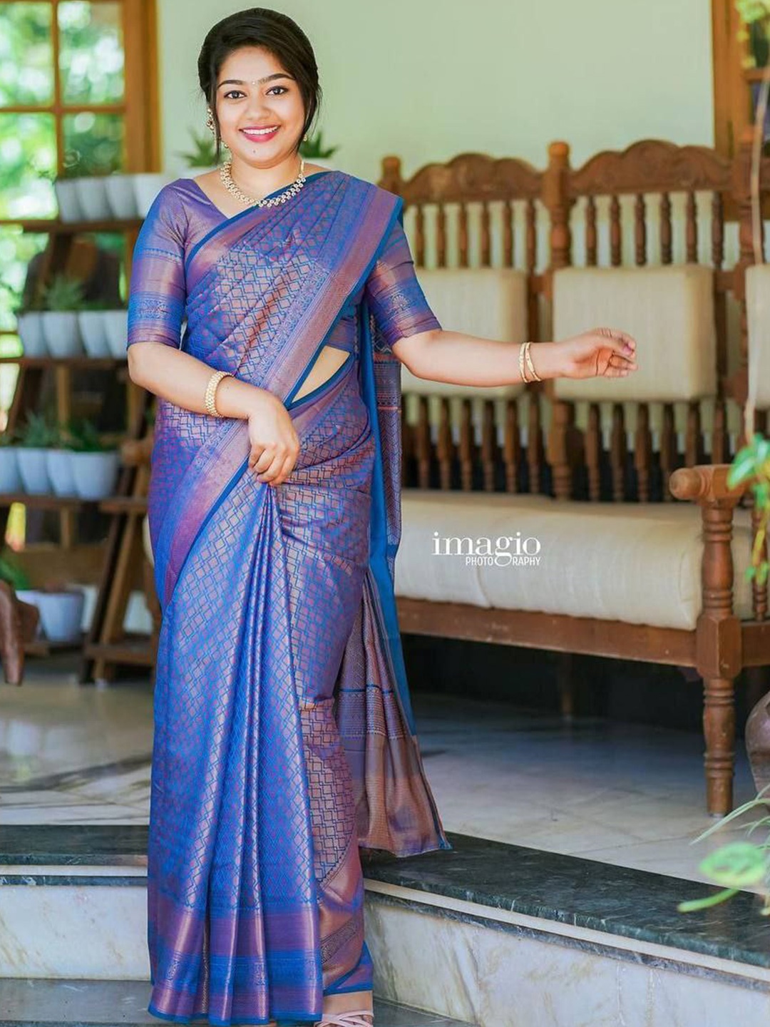 

TIEXA Ethnic Motifs Woven Design Zari Banarasi Saree, Blue