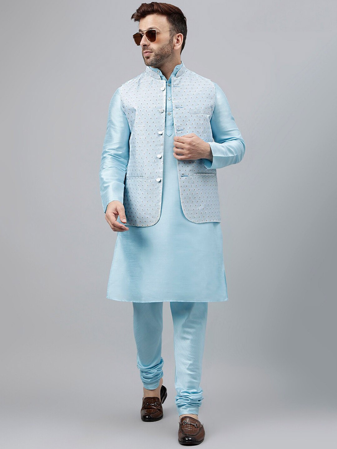 

Vgyaan Mandarin Collar Straight Kurta With Churidar & Nehru Jacket, Blue
