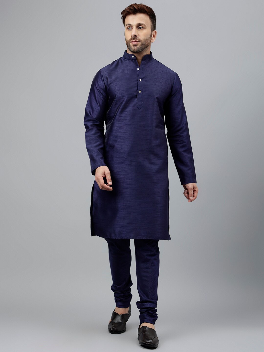 

Vgyaan Mandarin Collar Kurta with Churidar & Blazer, Navy blue